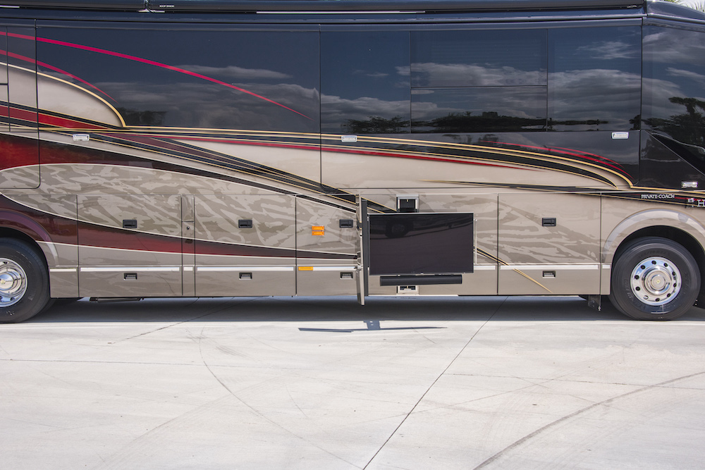 2015 Prevost Liberty H3-45 For Sale