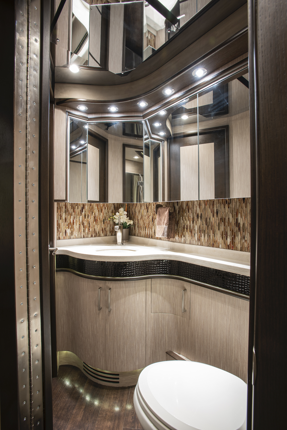 2015 Prevost Liberty H3-45 For Sale