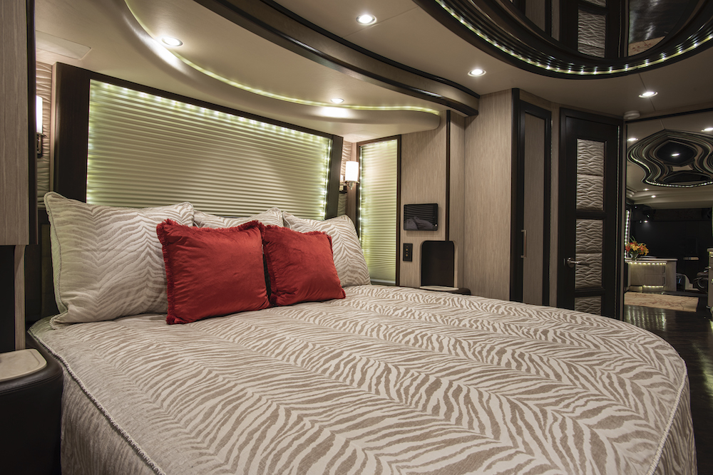 2015 Prevost Liberty H3-45 For Sale