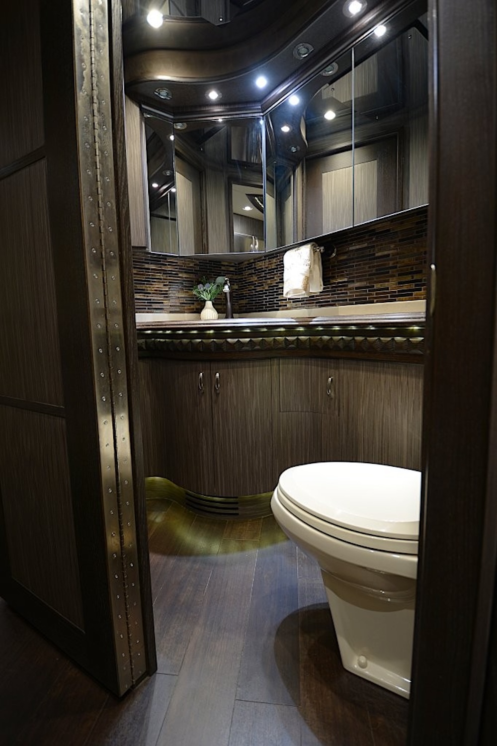2015 Prevost Liberty H3-45 For Sale