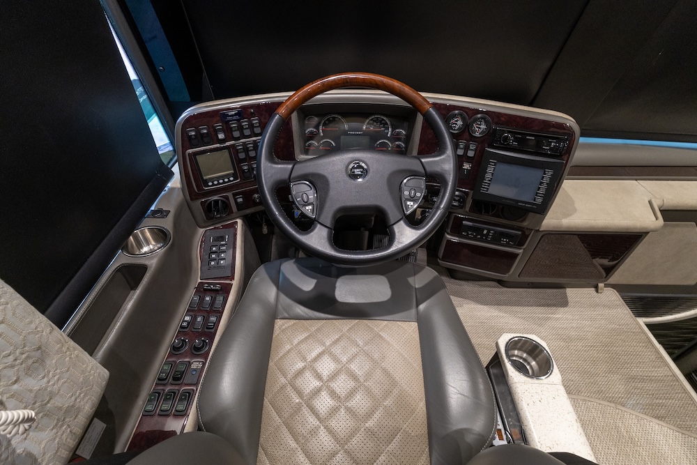 2015 Prevost Liberty H3-45 For Sale