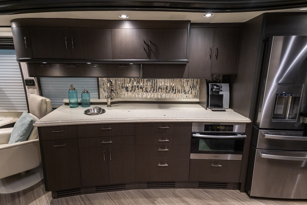 2015 Prevost Liberty H3-45 For Sale