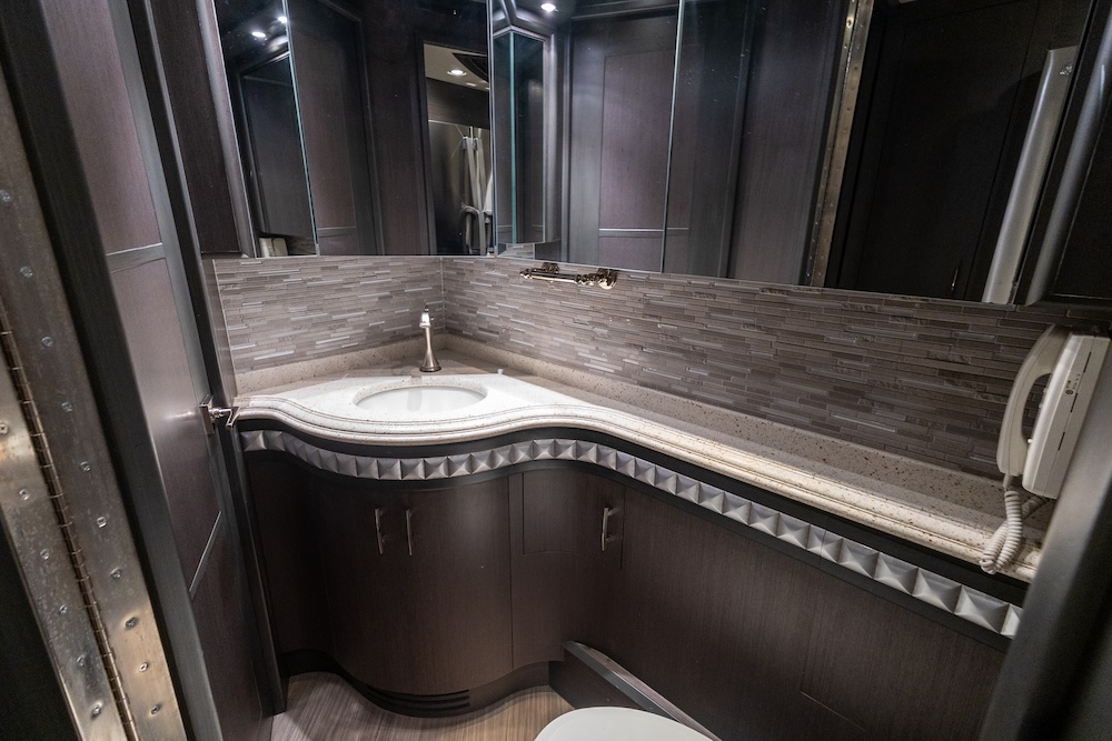 2015 Prevost Liberty H3-45 For Sale