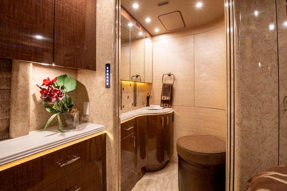 2015 Prevost  Marathon  H3-45 For Sale