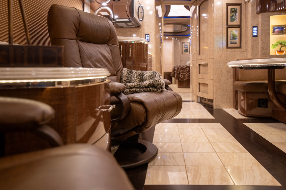 2015 Prevost  Marathon  H3-45 For Sale