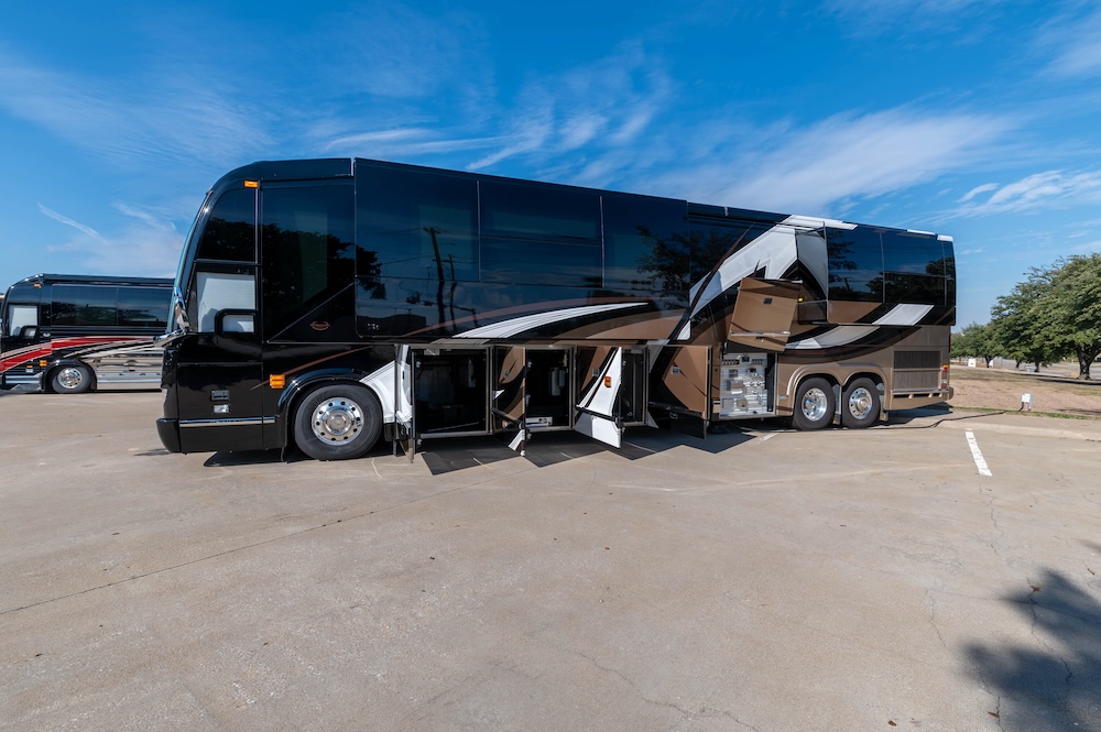 2015 Prevost  Marathon  H3-45 For Sale