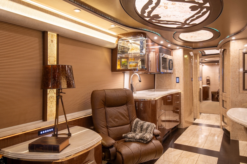 2015 Prevost Marathon H3-45 For Sale