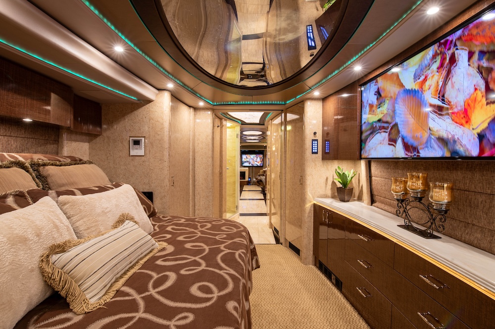 2015 Prevost Marathon H3-45 For Sale