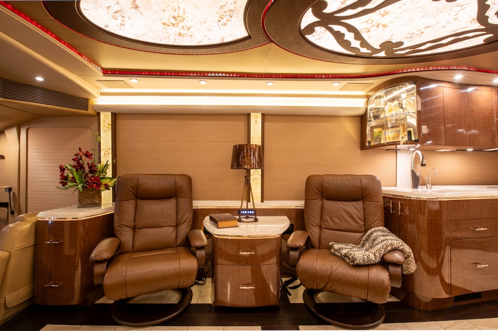 2015 Prevost Marathon H3-45 For Sale
