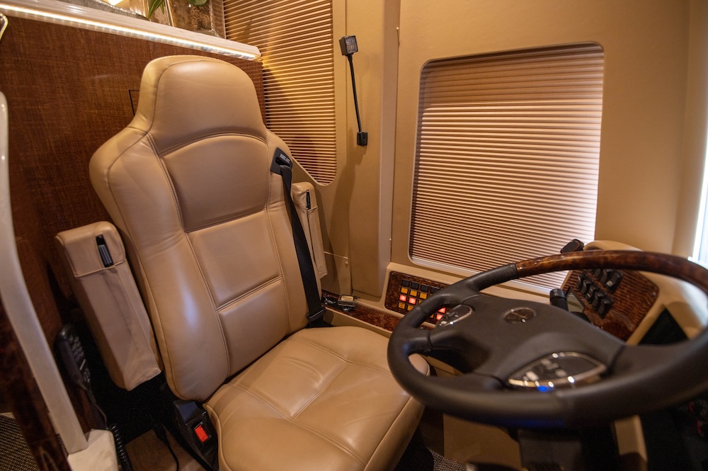 2015 Prevost Marathon H3-45 For Sale