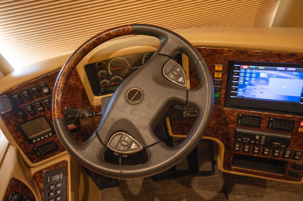 2015 Prevost Marathon H3-45 For Sale