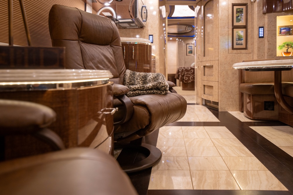 2015 Prevost Marathon H3-45 For Sale