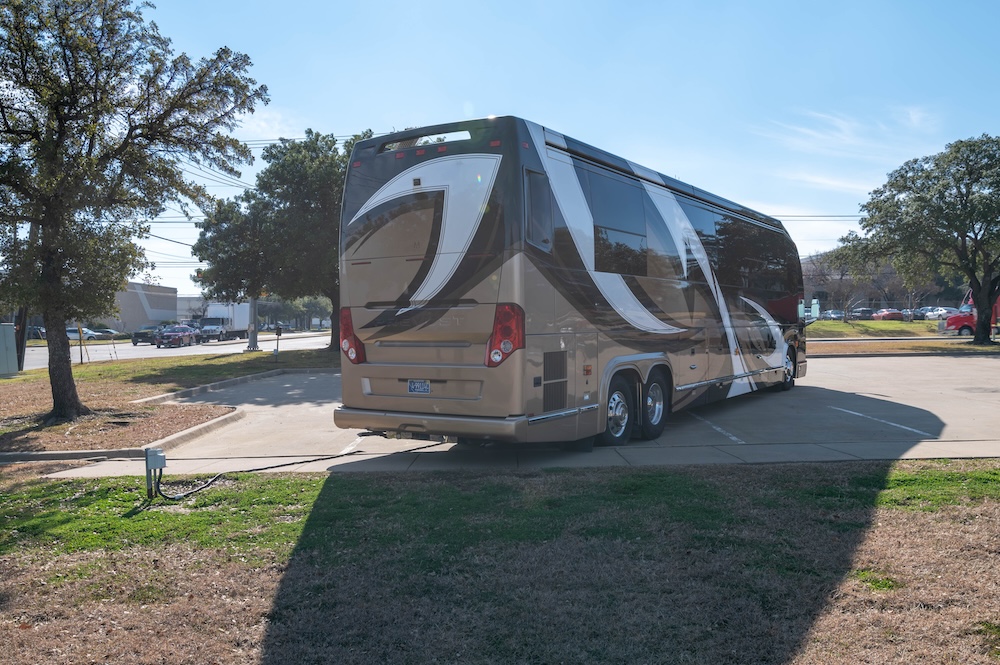 2015 Prevost Marathon H3-45 For Sale