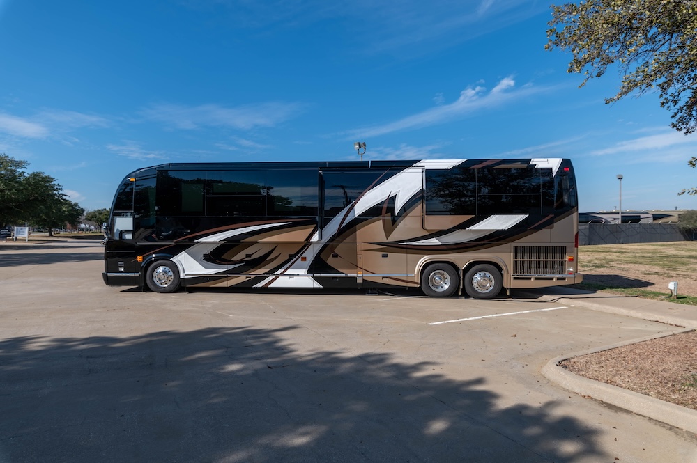 2015 Prevost Marathon H3-45 For Sale