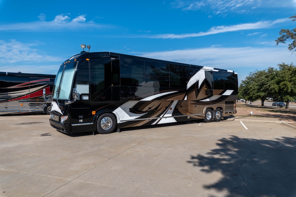 2015 Prevost Marathon H3-45 For Sale