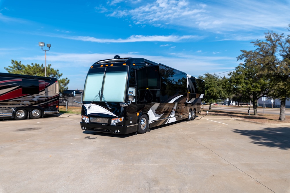 2015 Prevost Marathon H3-45 For Sale