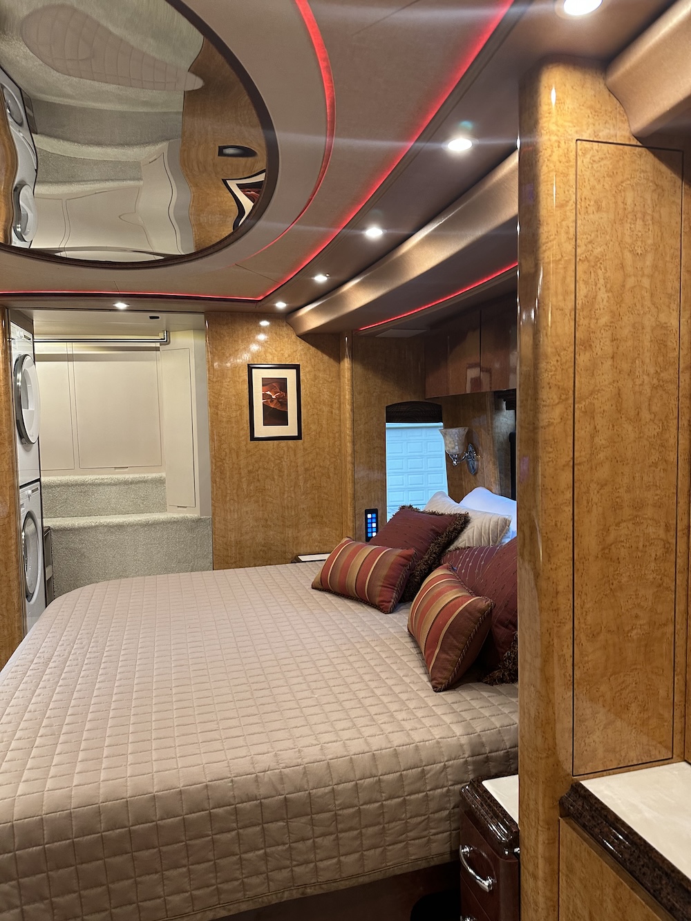 2015 Prevost Marathon X3 For Sale