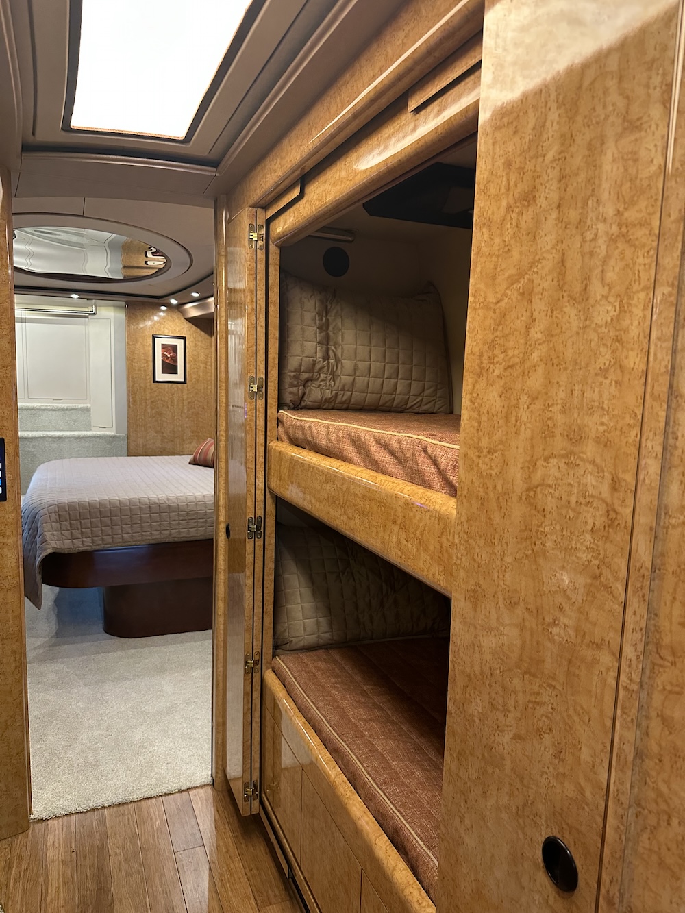 2015 Prevost Marathon X3 For Sale
