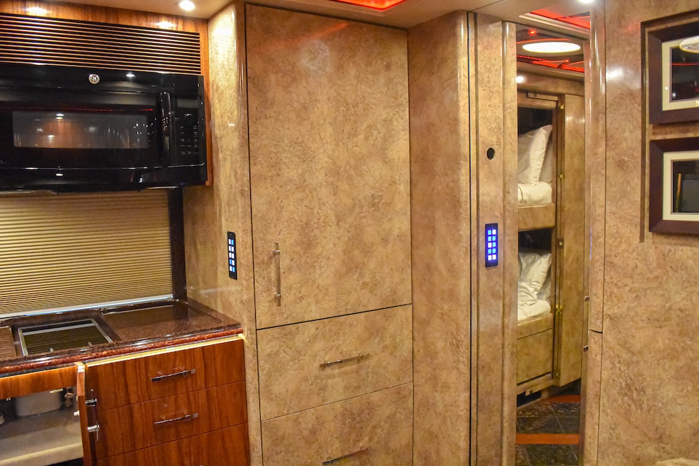 2015 Prevost Prevost X3 For Sale