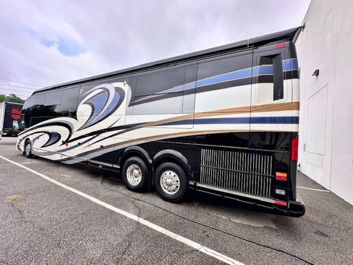 2015 Prevost Millennium H3-45 For Sale