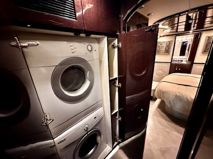 2015 Prevost Millennium H3-45 For Sale