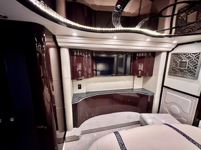 2015 Prevost Millennium H3-45 For Sale