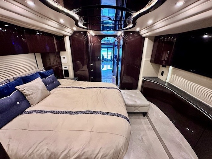 2015 Prevost Millennium H3-45 For Sale