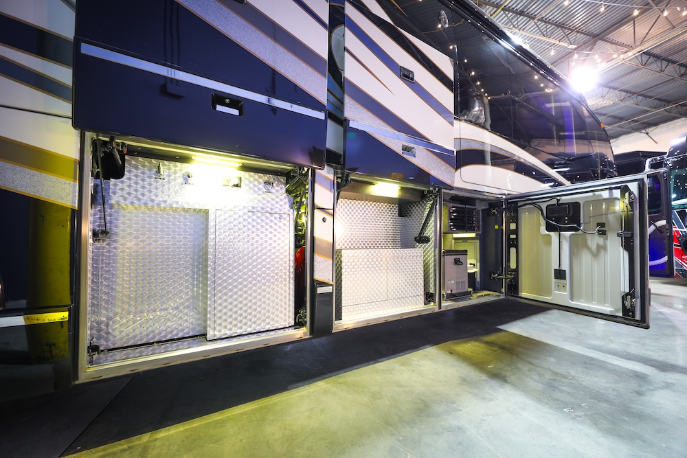 2015 Prevost  Millennium H3-45 For Sale