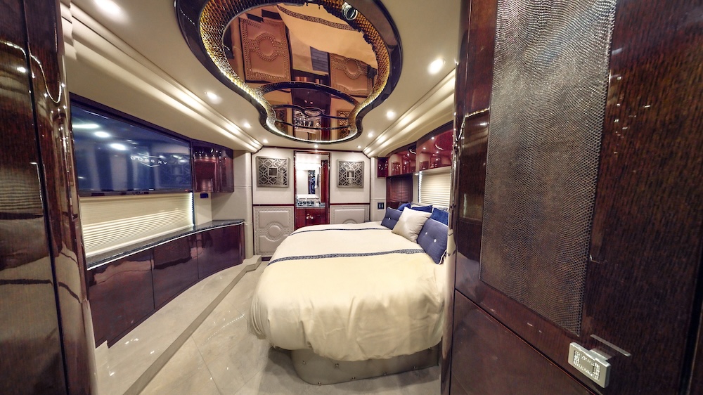 2015 Prevost  Millennium H3-45 For Sale