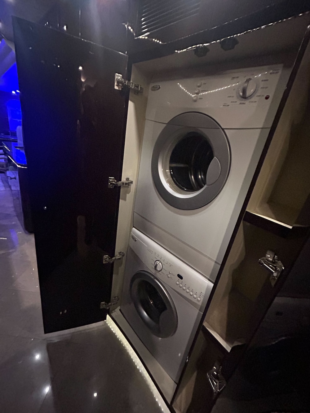 2015 Prevost  Millennium H3-45 For Sale