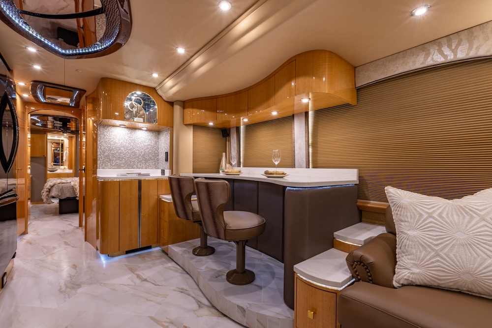 2015 Prevost Millennium  H3-45 For Sale