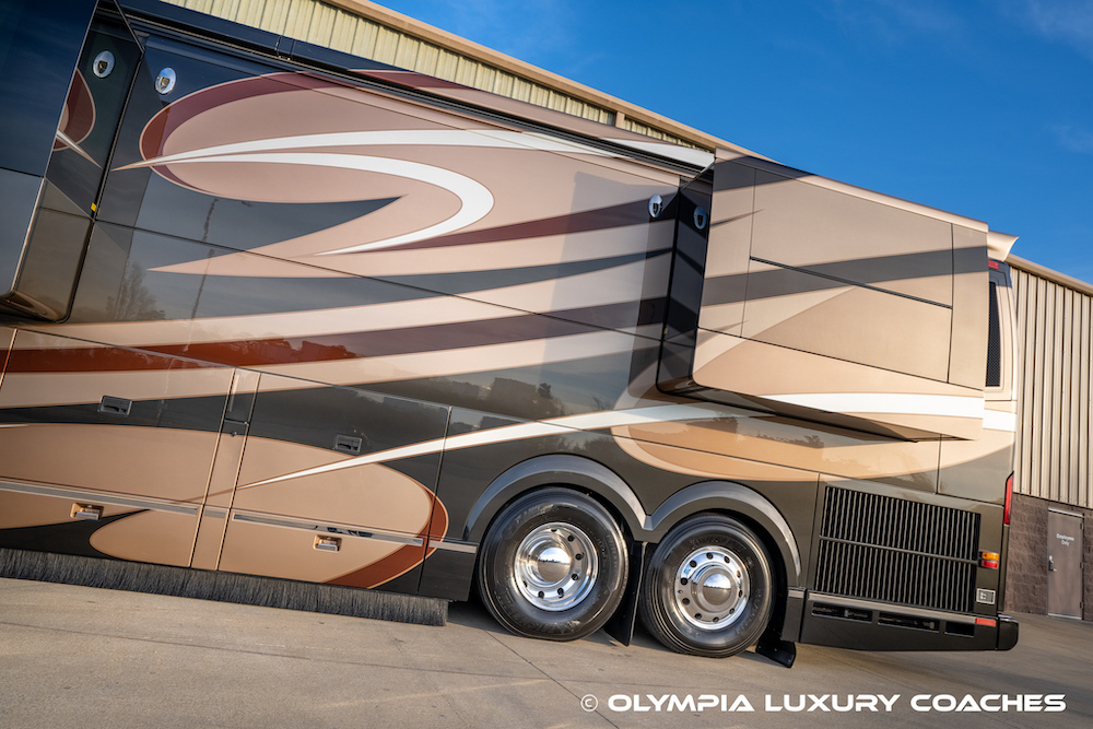 2015 Prevost Millennium H3-45 For Sale