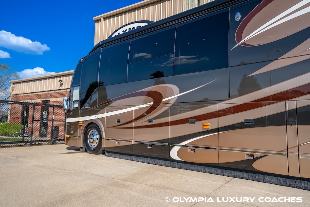 2015 Prevost Millennium H3-45 For Sale