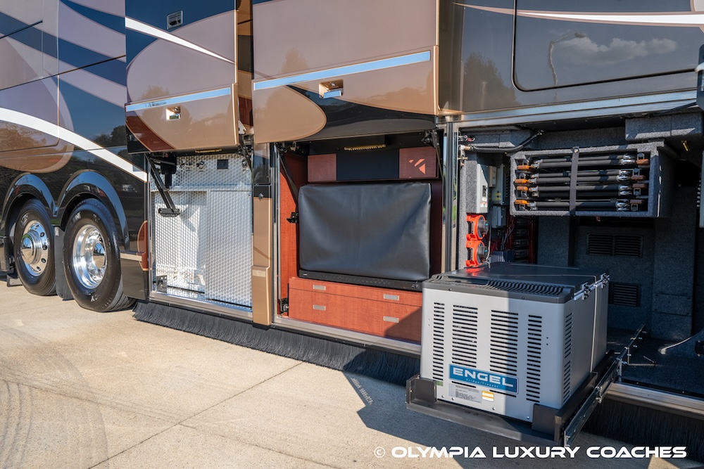2015 Prevost Millennium H3-45 For Sale