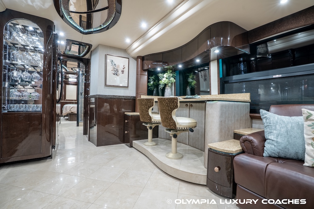 2015 Prevost Millennium H3-45 For Sale