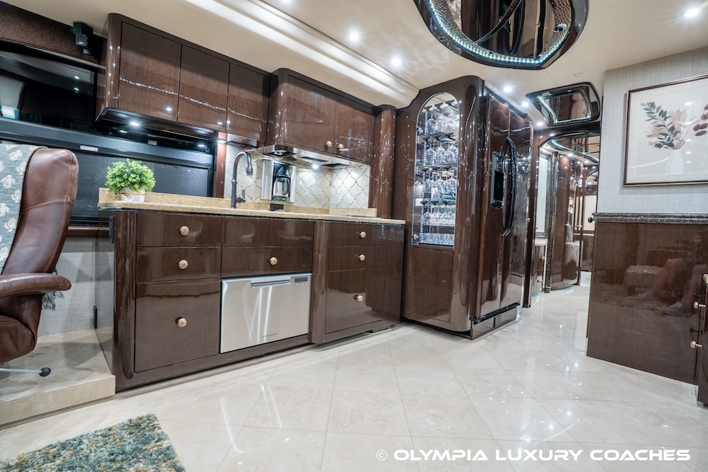 2015 Prevost Millennium H3-45 For Sale