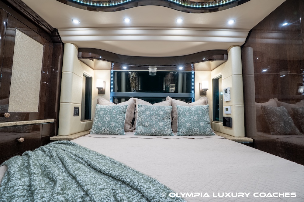 2015 Prevost Millennium H3-45 For Sale