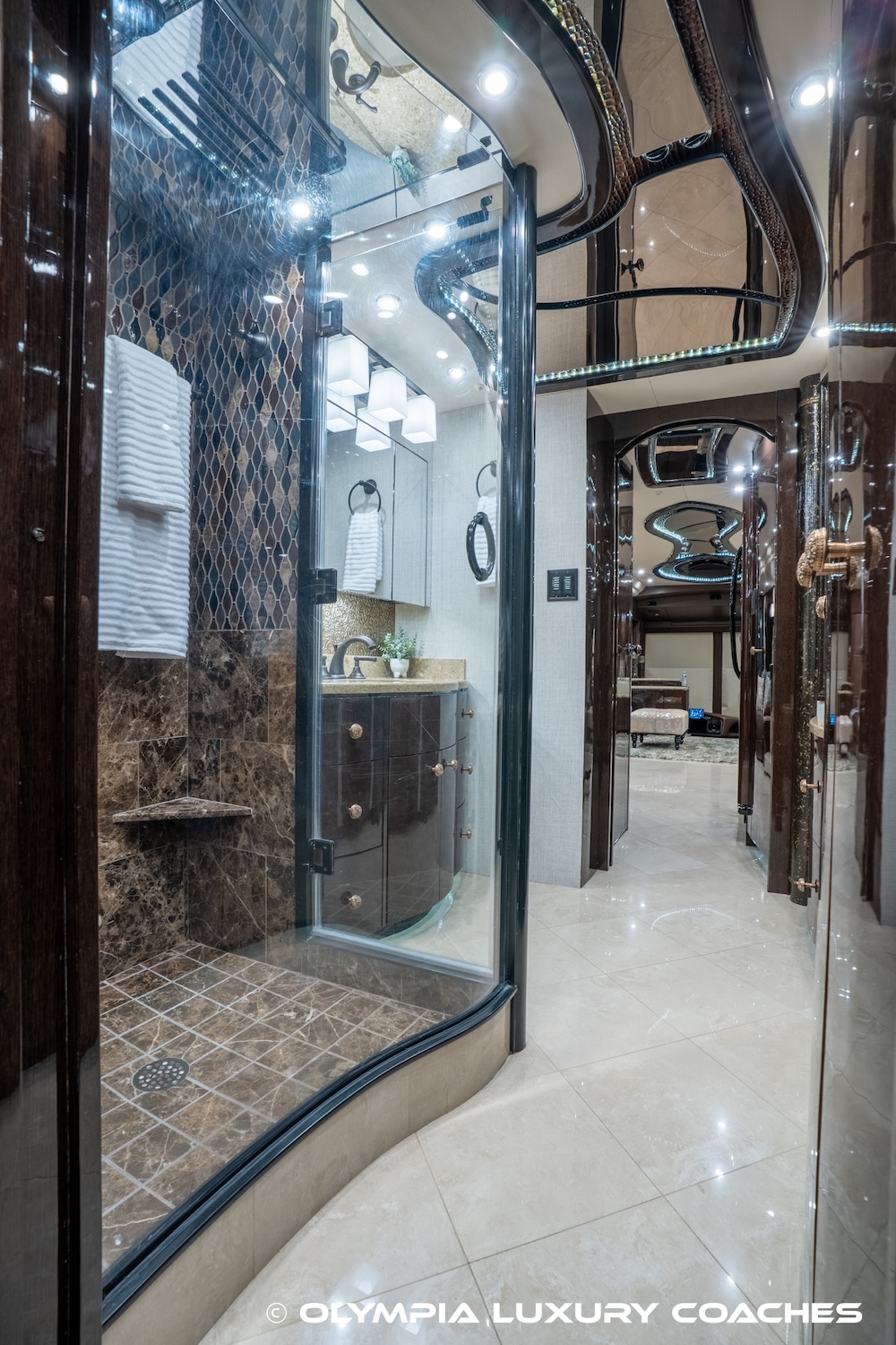 2015 Prevost Millennium H3-45 For Sale