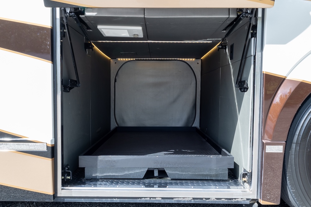 2015 Prevost Millennium H3-45 For Sale
