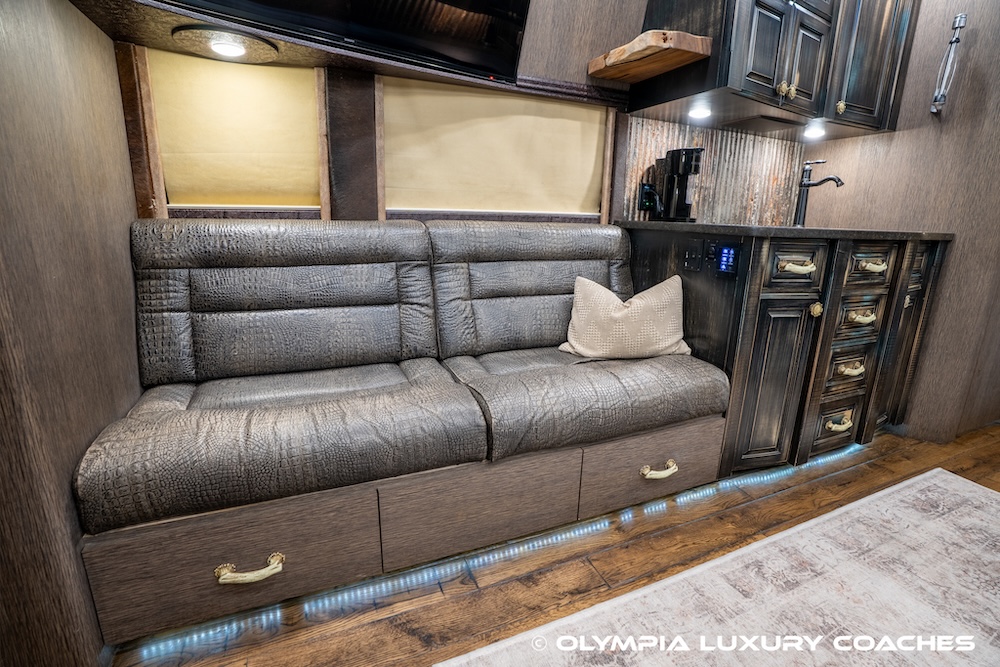 2015 Prevost  X3 For Sale