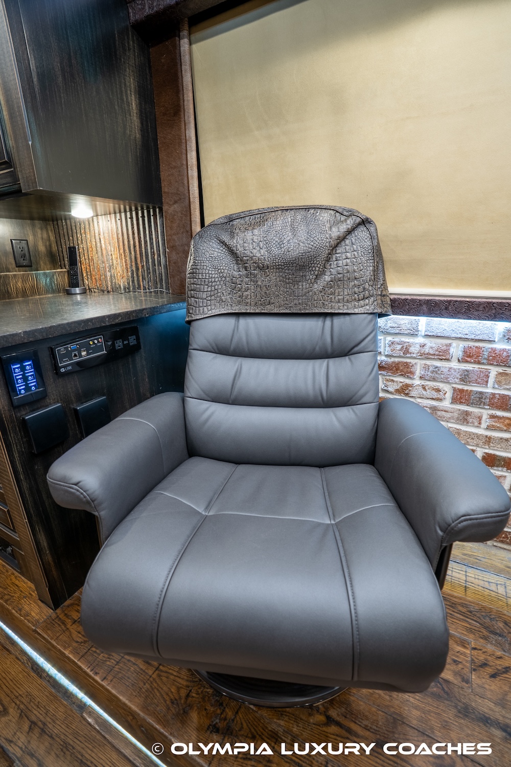 2015 Prevost  X3 For Sale
