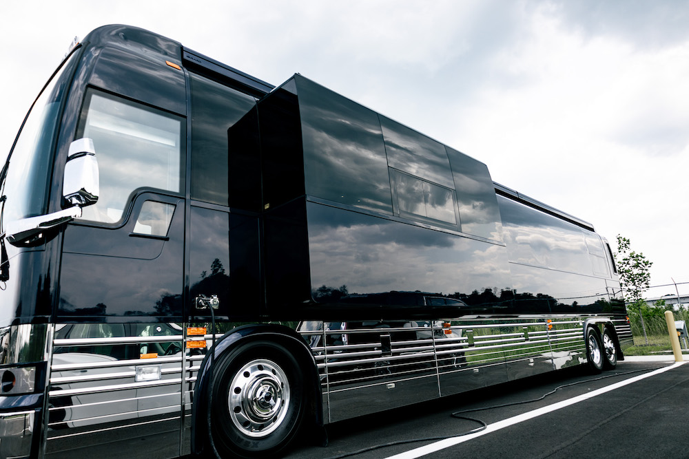 2015 Prevost Star X3 For Sale