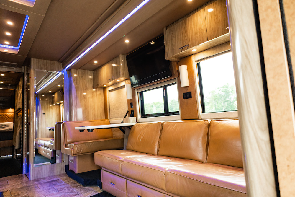 2015 Prevost Star X3 For Sale