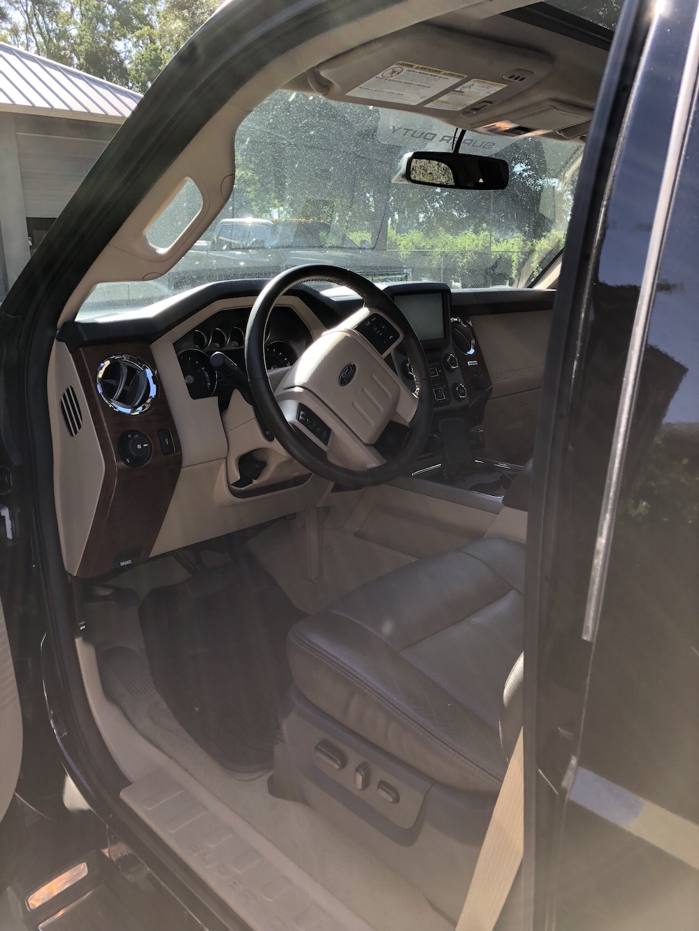 2015 Prevost Tow Vehicle For Sale