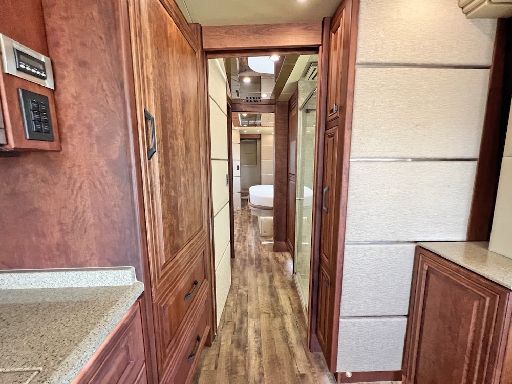 2016 Prevost Emerald X3 For Sale