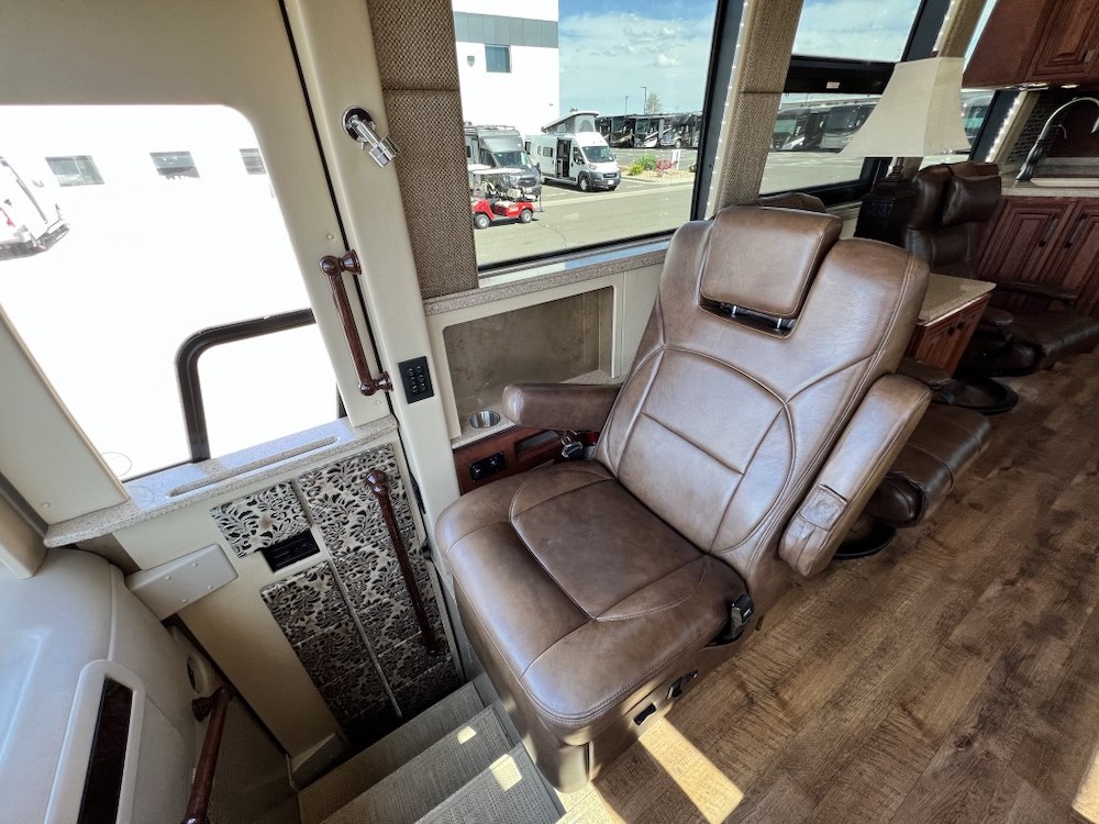 2016 Prevost Emerald X3 For Sale