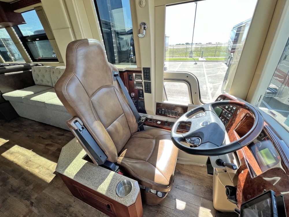 2016 Prevost Emerald X3 For Sale