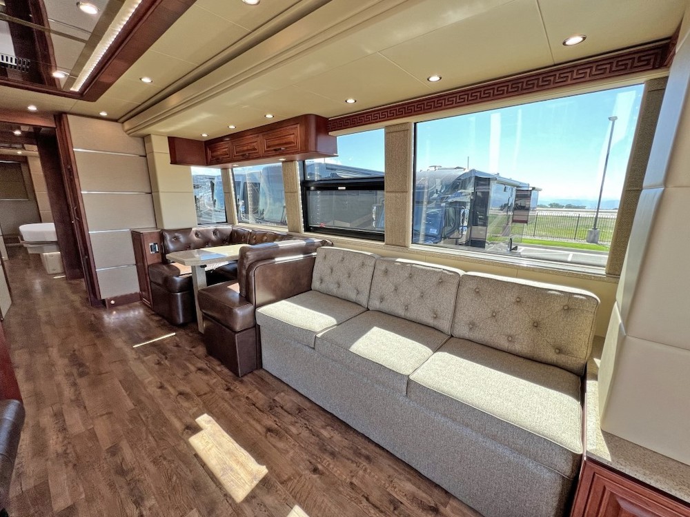 2016 Prevost Emerald X3 For Sale