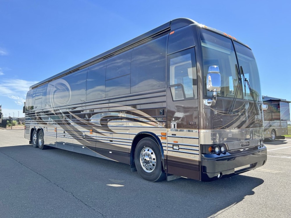 2016 Prevost Emerald X3 For Sale