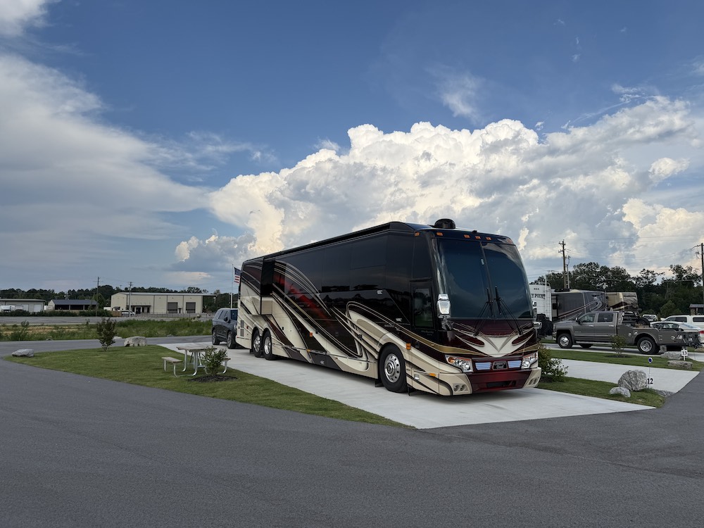 2016 Prevost Liberty H3-45 For Sale